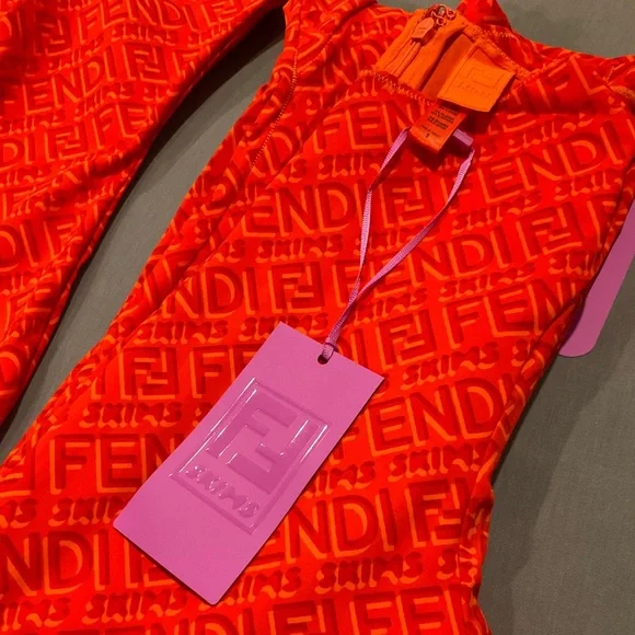 🆕FENDI X SKIMS GEORGIA CREWNECK FULL ONSIE LONG-SLEEVE LEGGING JUMPSUIT ROMPER - Picture 7 of 16